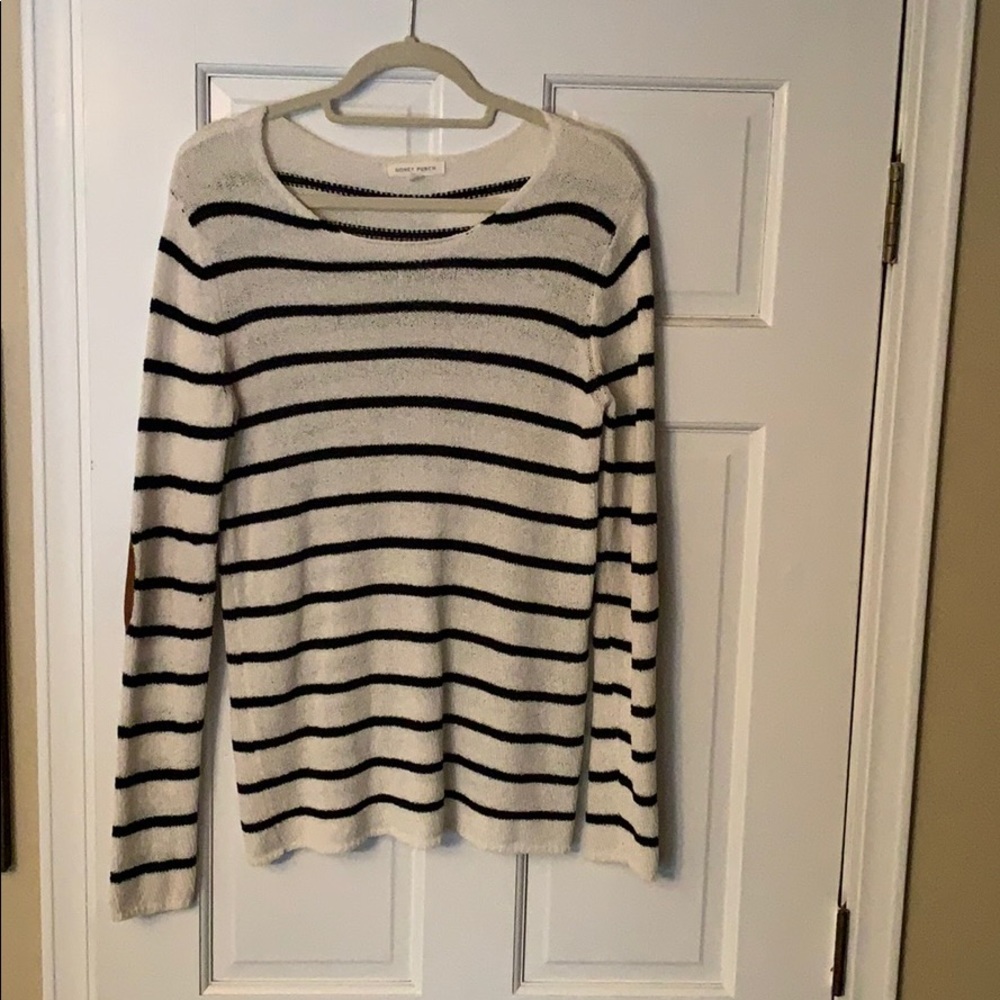 Black and white stripped sweater
